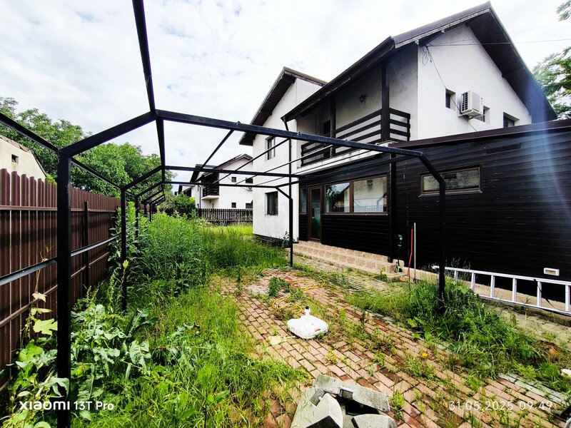 Sat Bacu, com Joita., casa 120 mp utili P+1E+Pod teren 330 mp acces DJ601A.