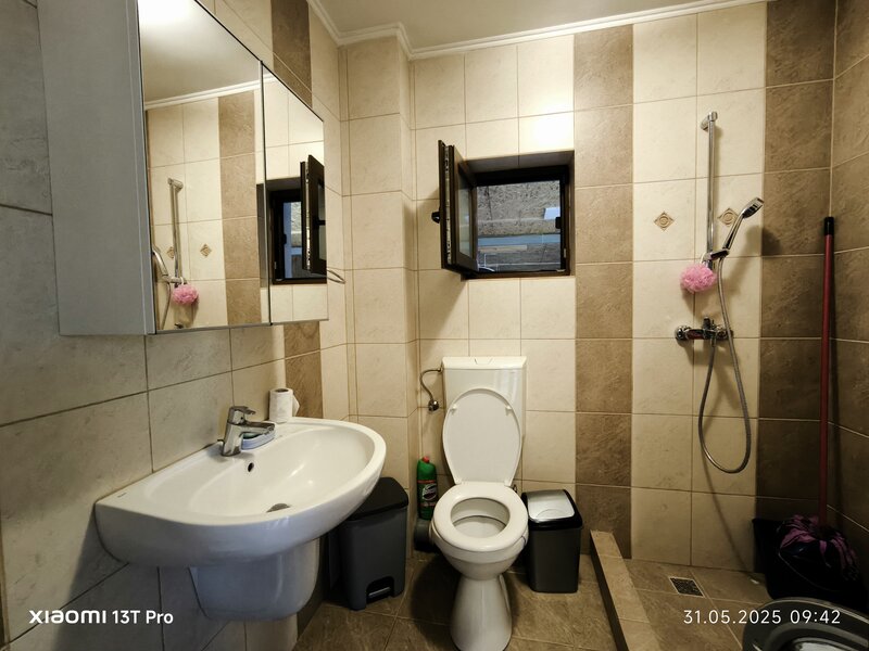 Sat Bacu, com Joita., casa 120 mp utili P+1E+Pod teren 330 mp acces DJ601A.