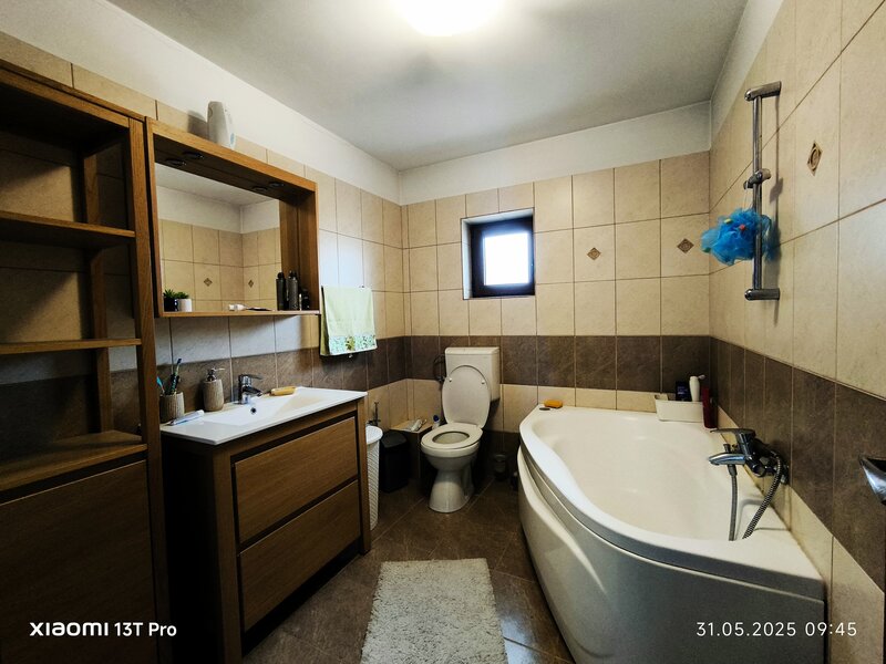 Sat Bacu, com Joita., casa 120 mp utili P+1E+Pod teren 330 mp acces DJ601A.